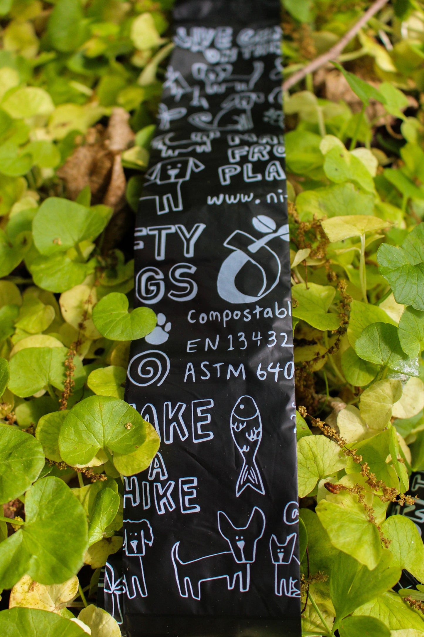 Compostable Poop Bags - 40 Rolls (600 Bags)